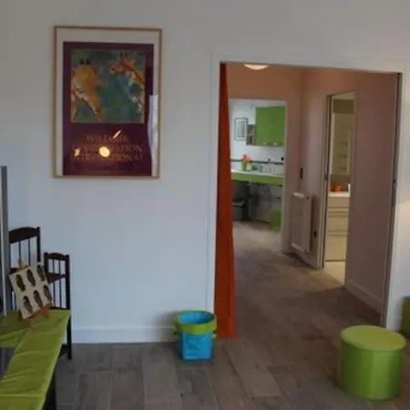 New Fully Accessible Flat 10 Mn From Paris