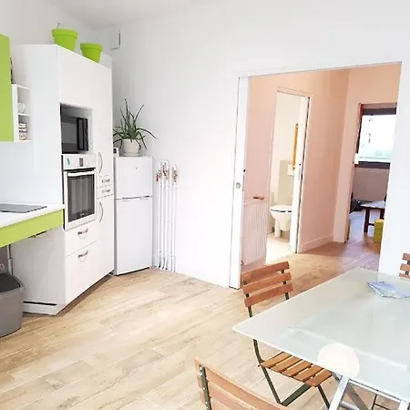 New Fully Accessible Flat 10 Mn From Paris Daire *