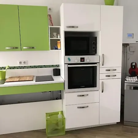 New Fully Accessible Flat 10 Mn From Paris Suresnes